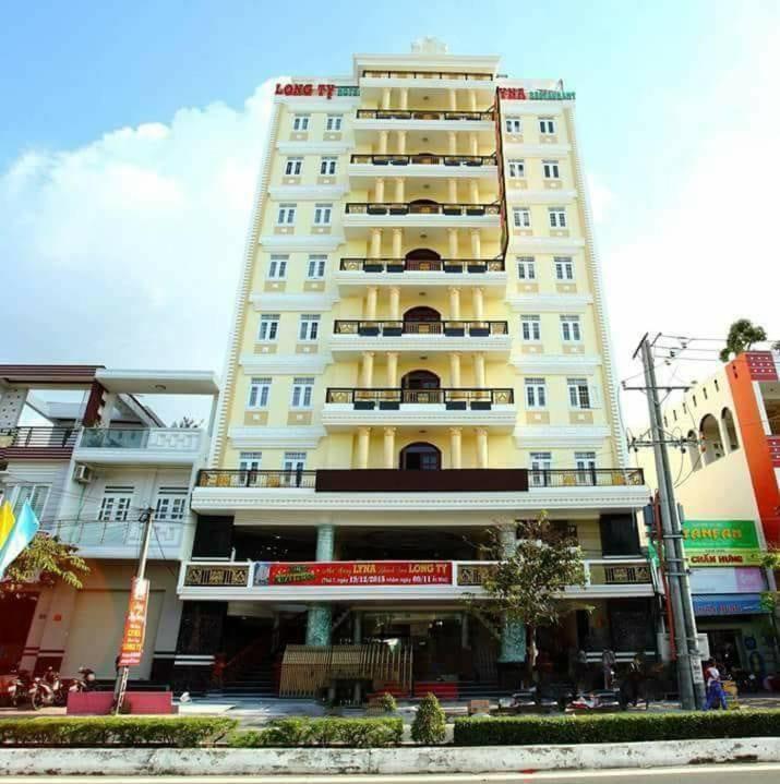 Khach San Long Ty Hotell Cà Mau Eksteriør bilde